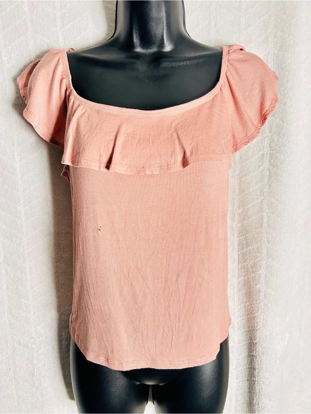 Ruffled Off-Shoulder Camisole in Dusty Pink